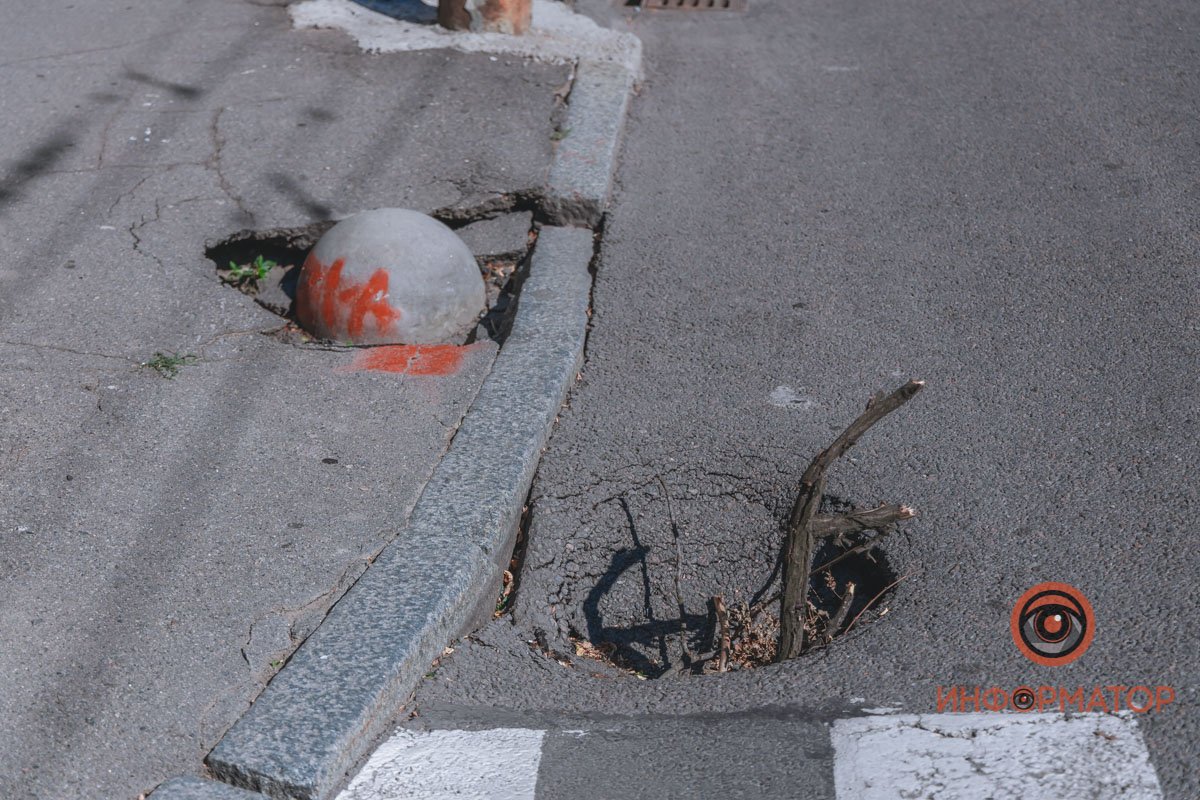 Будьте внимательны на перекреске Яворницкого и улицы Жуковского