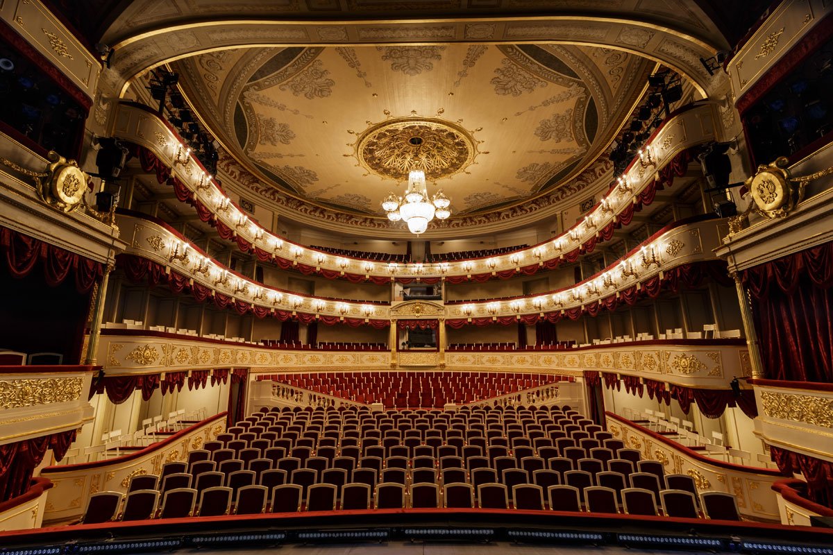 Театр в новом формате