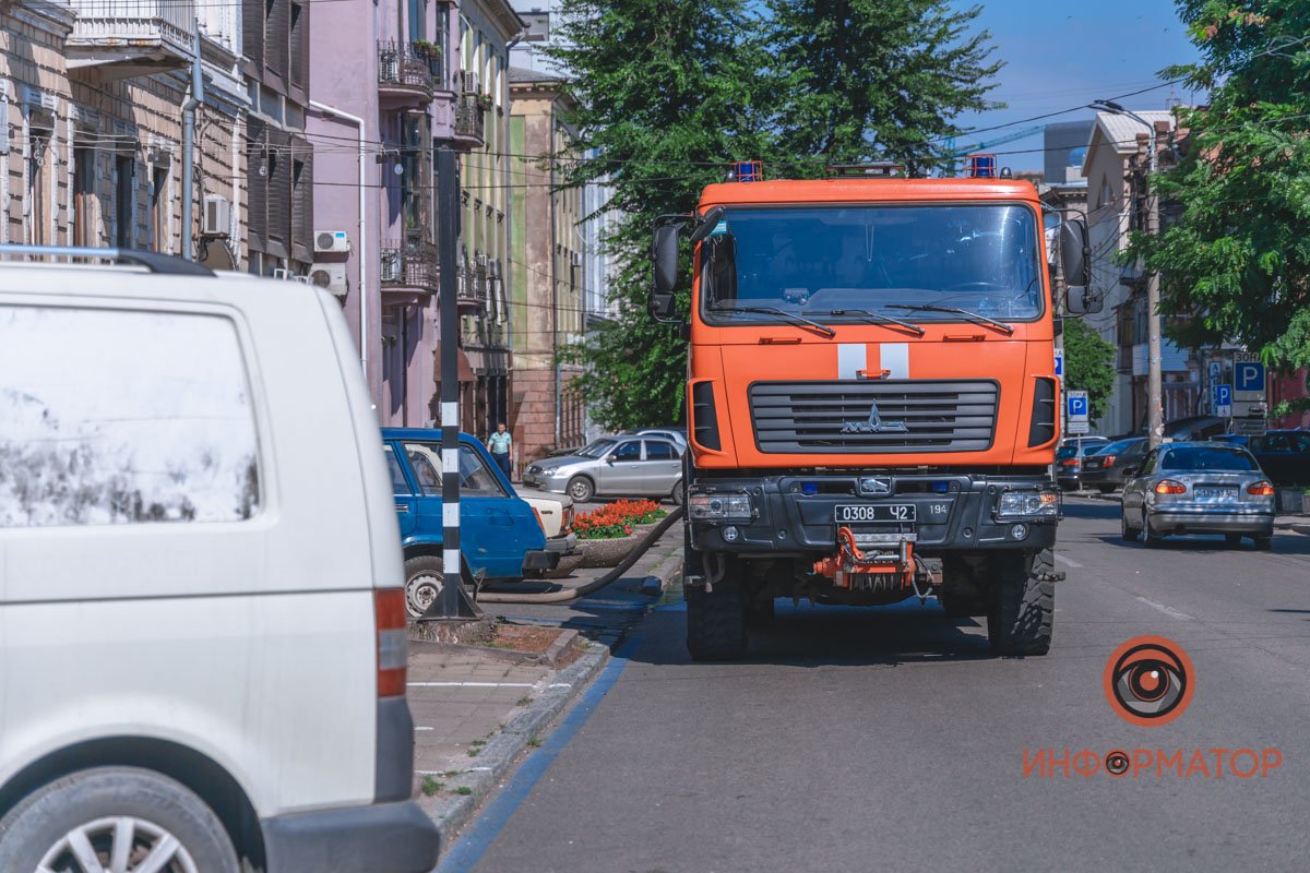 В Днепре на Староказацкой горел дом 1