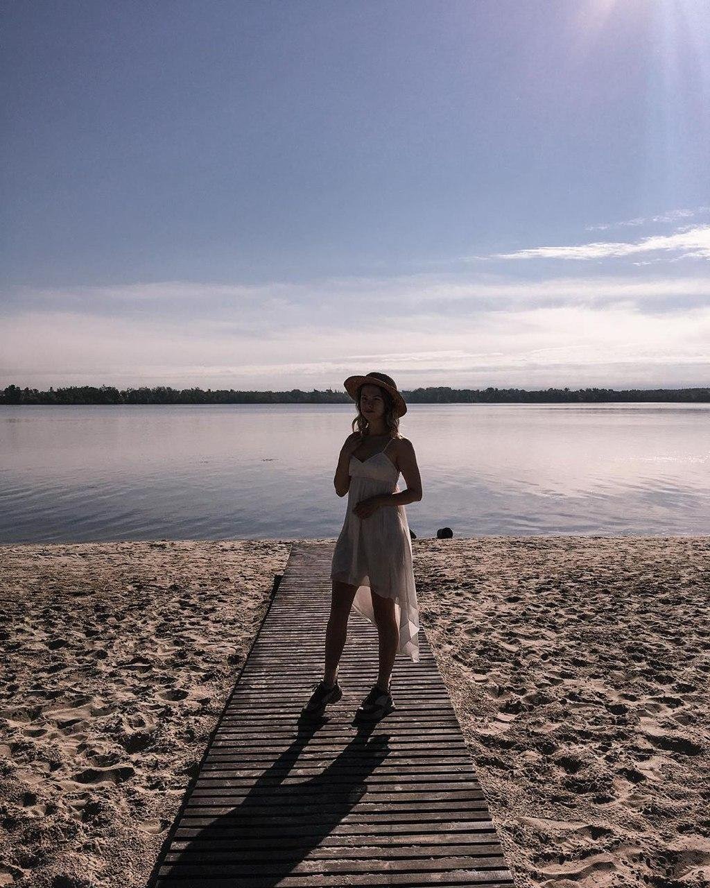 Лучшие пляжные фото девушек и парней Днепра в Instagram 8