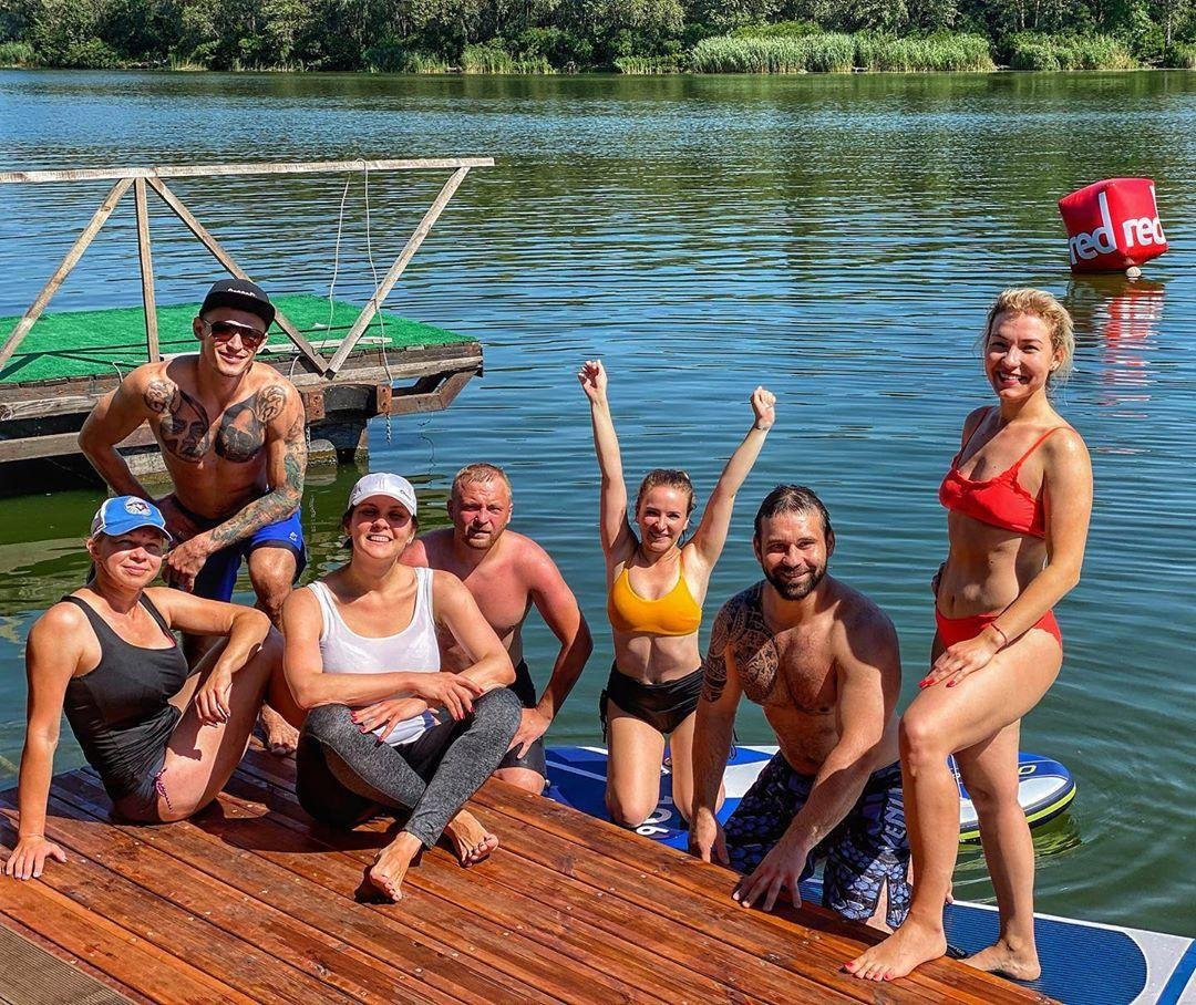 Лучшие пляжные фото девушек и парней Днепра в Instagram 27