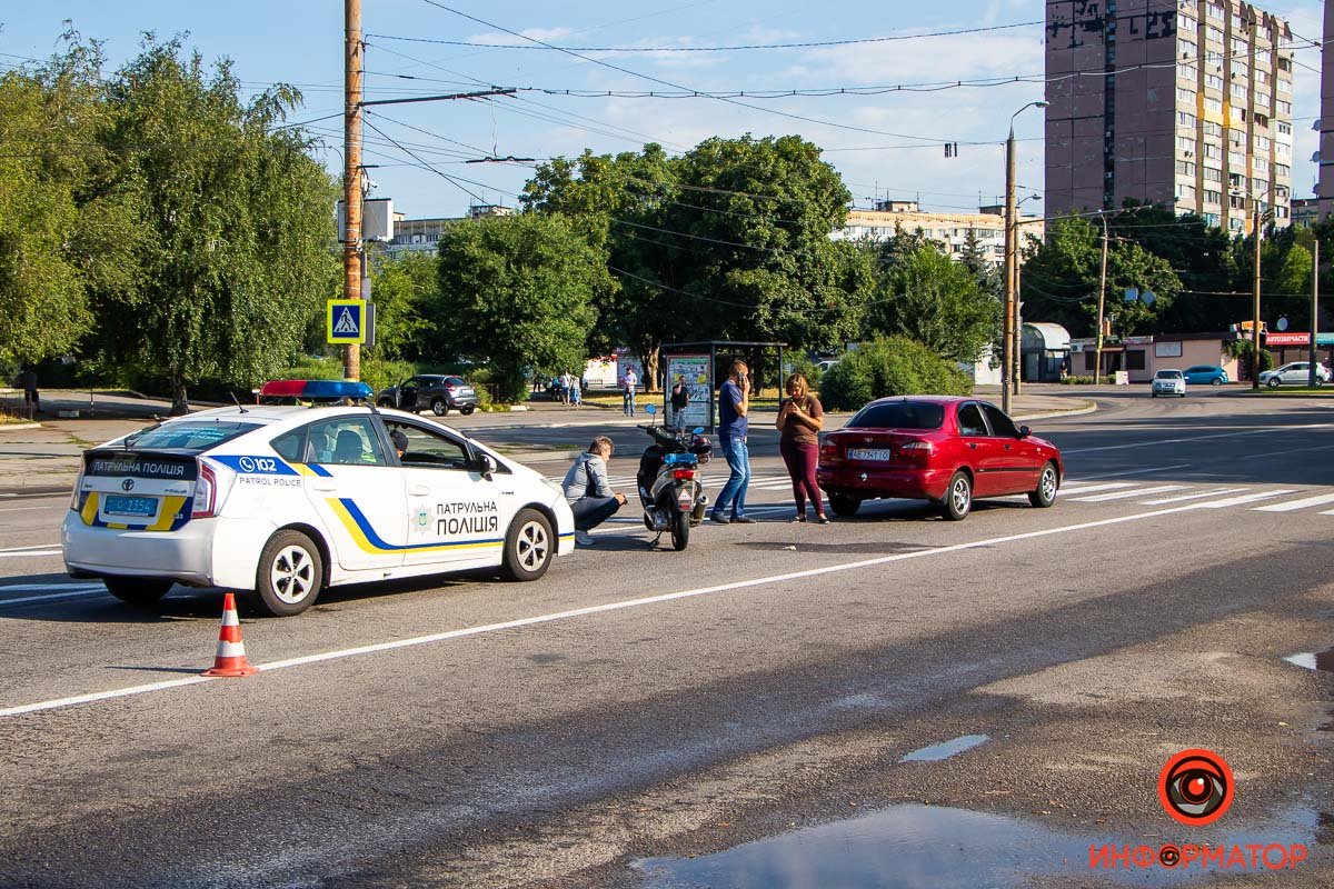 Скутер въехал в Daewoo