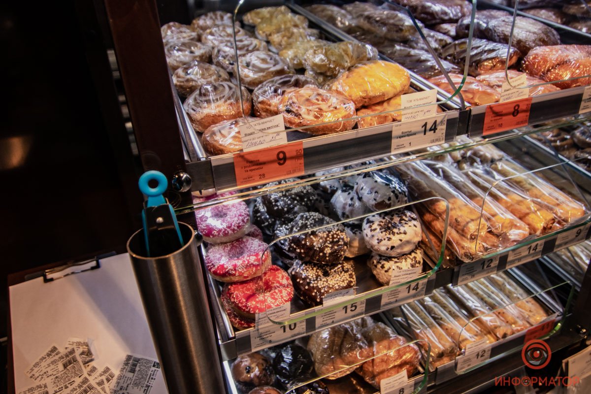 В Днепре на улице Каруны открылся новый "черный" АТБ 1