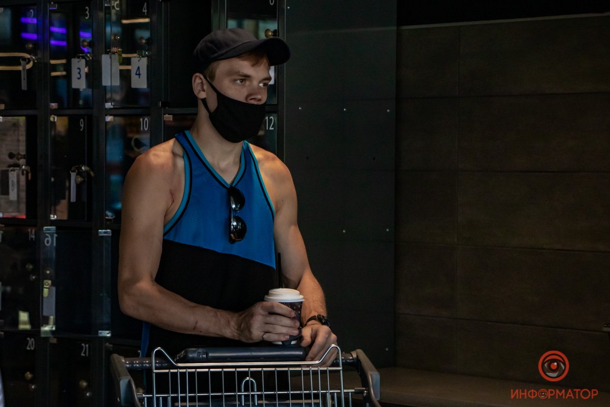 В Днепре на улице Каруны открылся новый "черный" АТБ 29