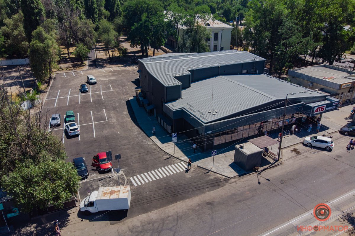 В Днепре на улице Каруны открылся новый "черный" АТБ 38