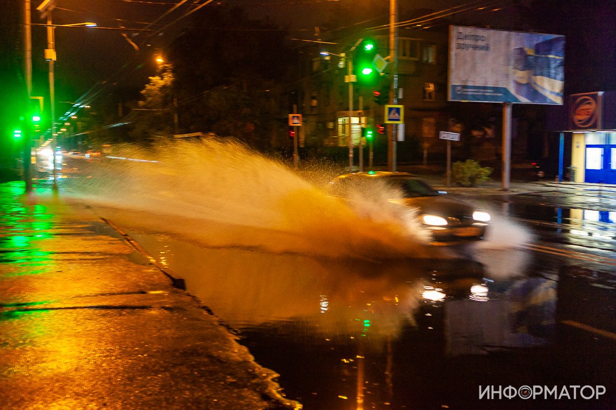 Иначе был риск оказаться под волной Иначе был риск оказаться под волной