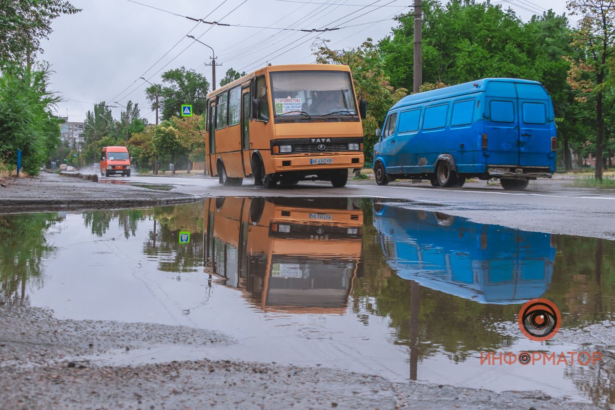 Лужи лучше объезжать Лужи лучше объезжать