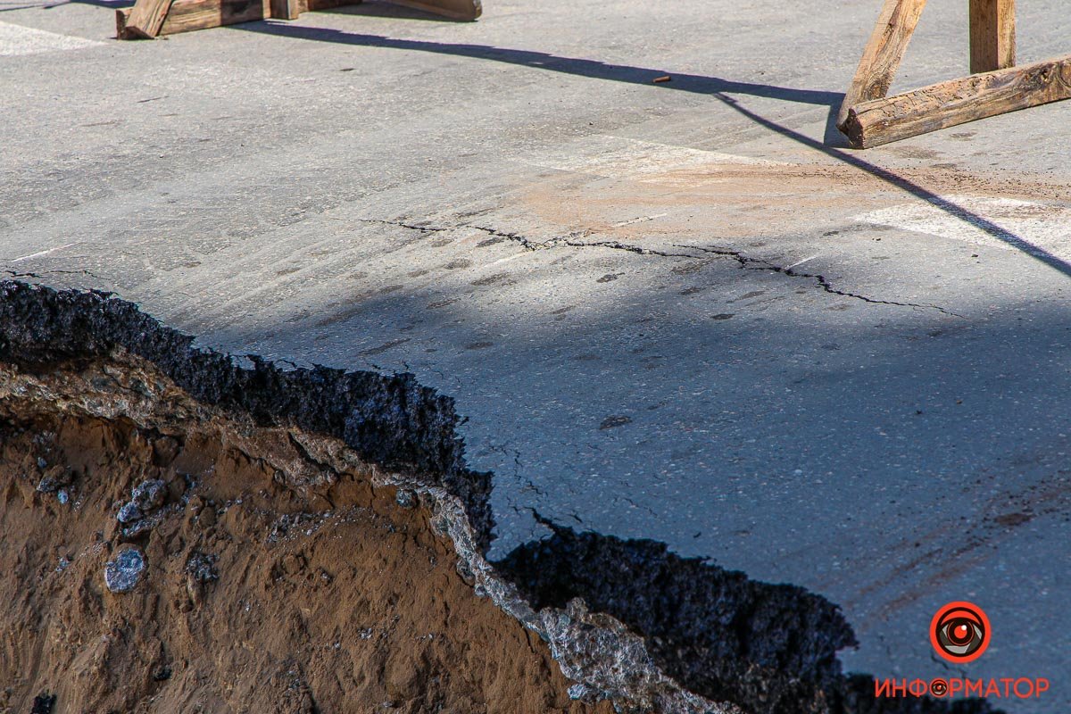 Есть вероятность того, что все дело в протекающем коллекторе Есть вероятность того, что все дело в протекающем коллекторе