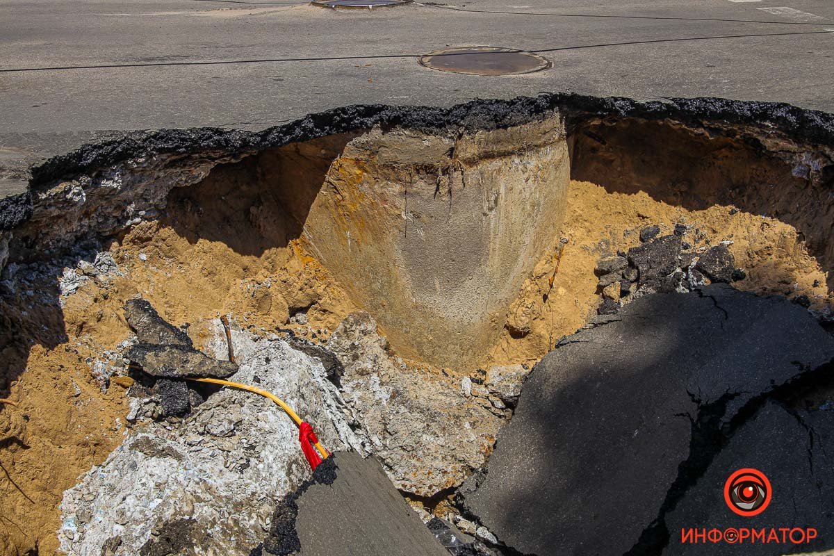 Аварийная бригада уже на месте Аварийная бригада уже на месте