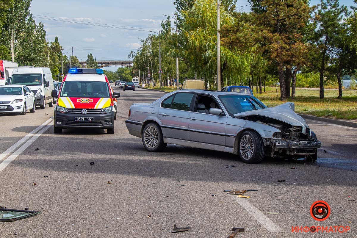 Водитель BMW от госпитализации отказался