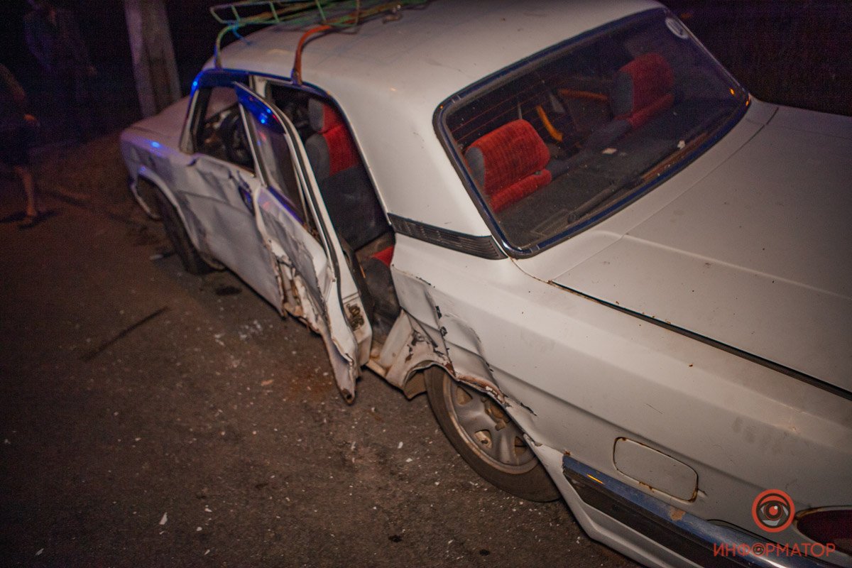 Удар пришелся в левый бок Удар пришелся в левый бок