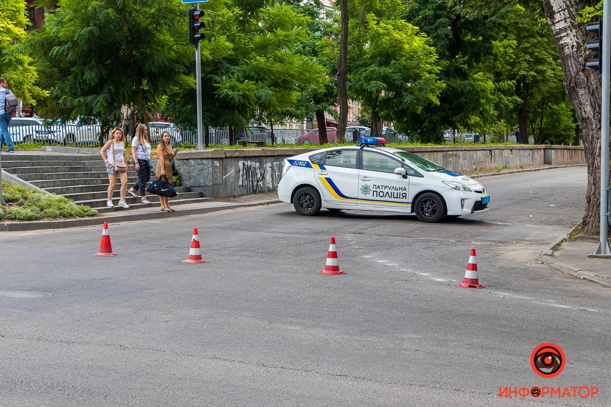 Проезд по Гоголя в направлении Чернышевского перекрыт Проезд по Гоголя в направлении Чернышевского перекрыт