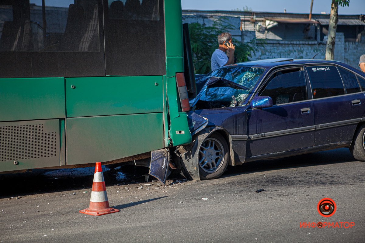 Водитель Opel получил травмы головы Водитель Opel получил травмы головы