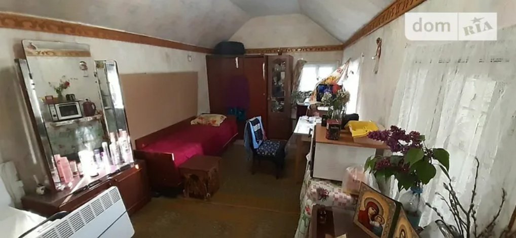 Дом обставлен мебелью