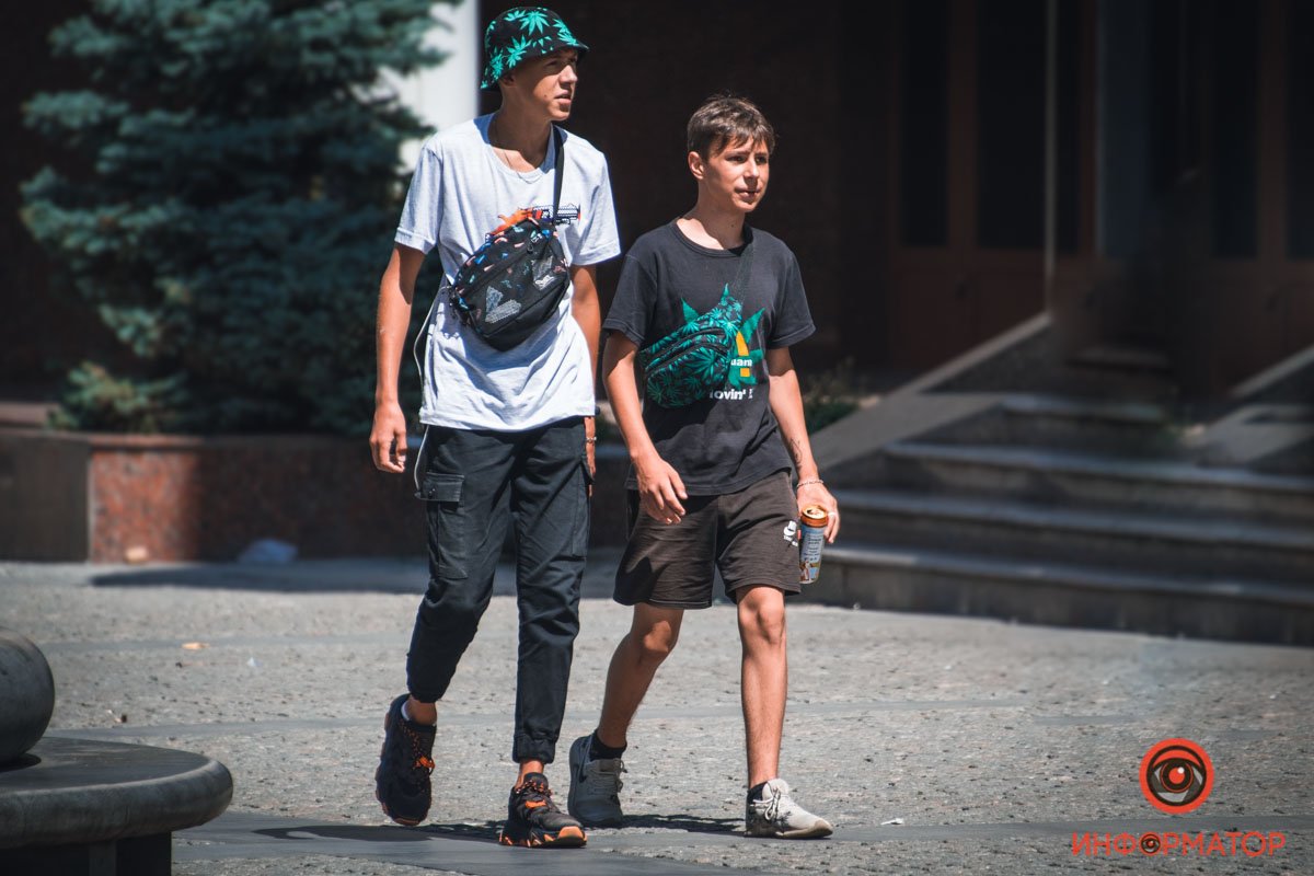 Днепр в лицах: как жители города проводят жаркие выходные 14