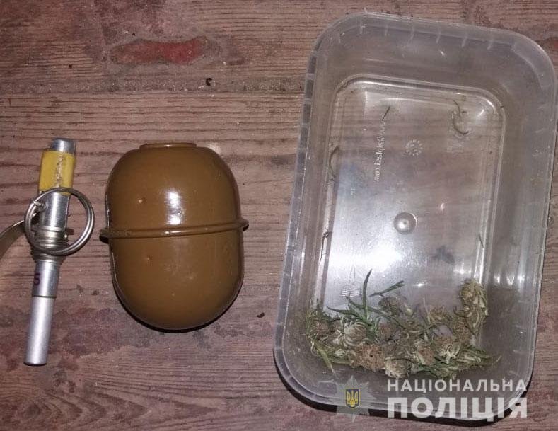 Изъятое направили на экспертизу Изъятое направили на экспертизу