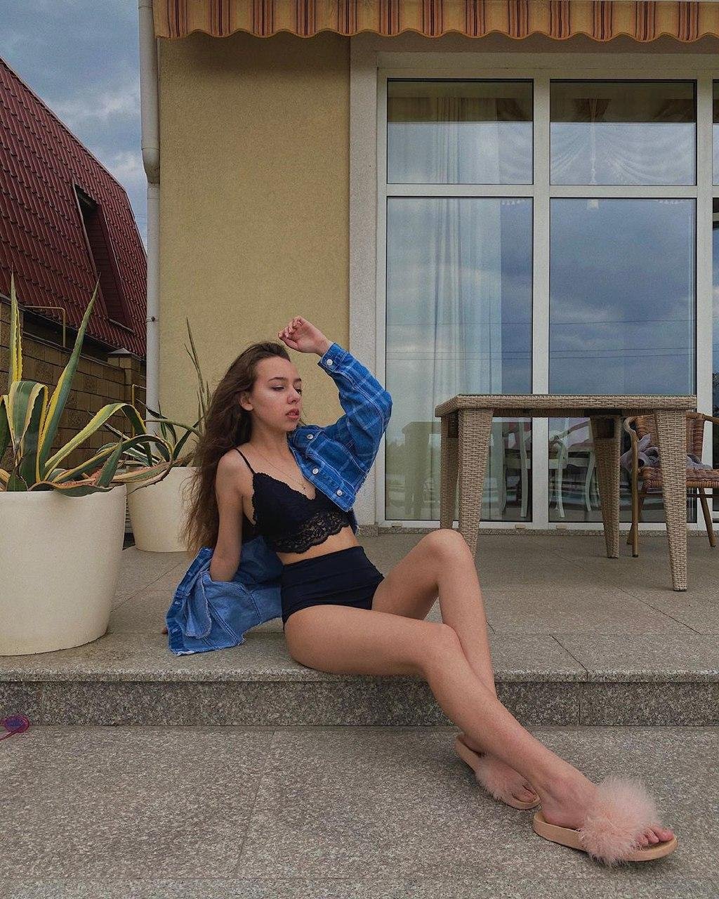 Лучшие пляжные фото девушек и парней Днепра в Instagram 20