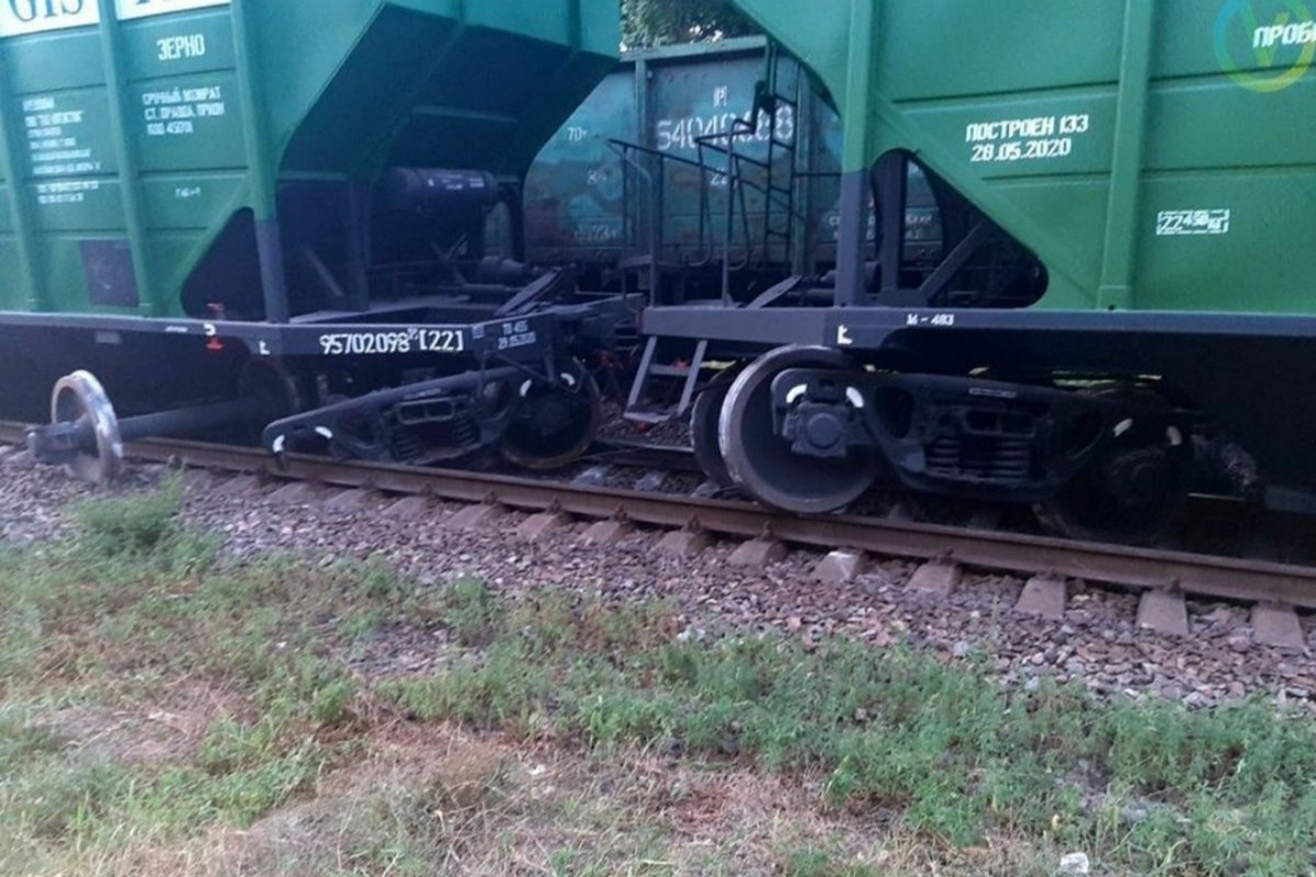 Инцидент произошел на участке железной дороги Воскобойня-Верхнеднепровск 