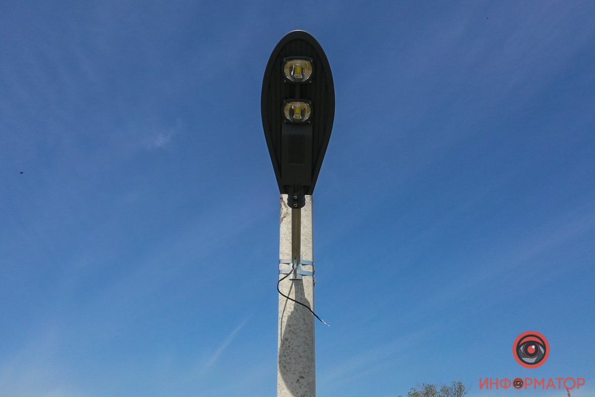 Никопольская набережная стала светлее еще на 800 метров 4