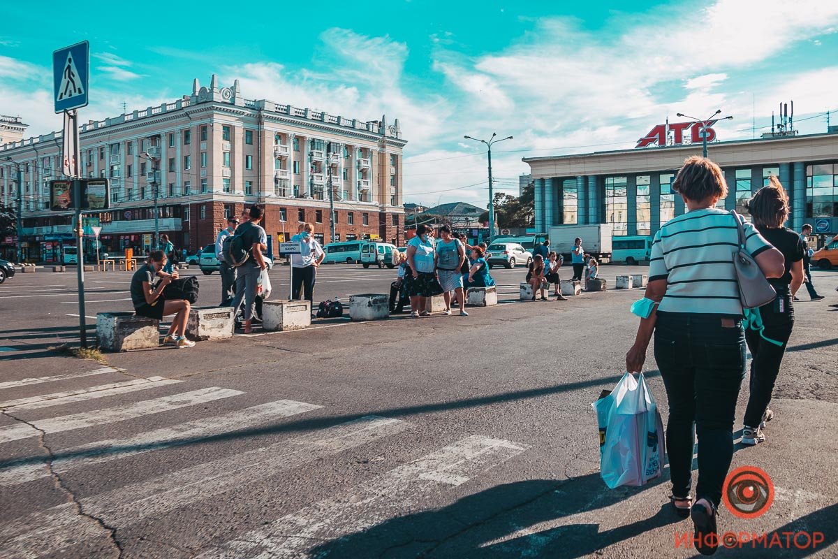 В Днепре "заминировали" ж/д вокзал 3