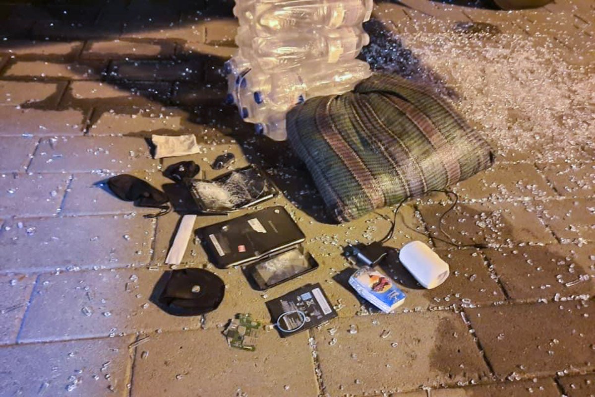 Все, что обнаружено в автобусе Все, что обнаружено в автобусе