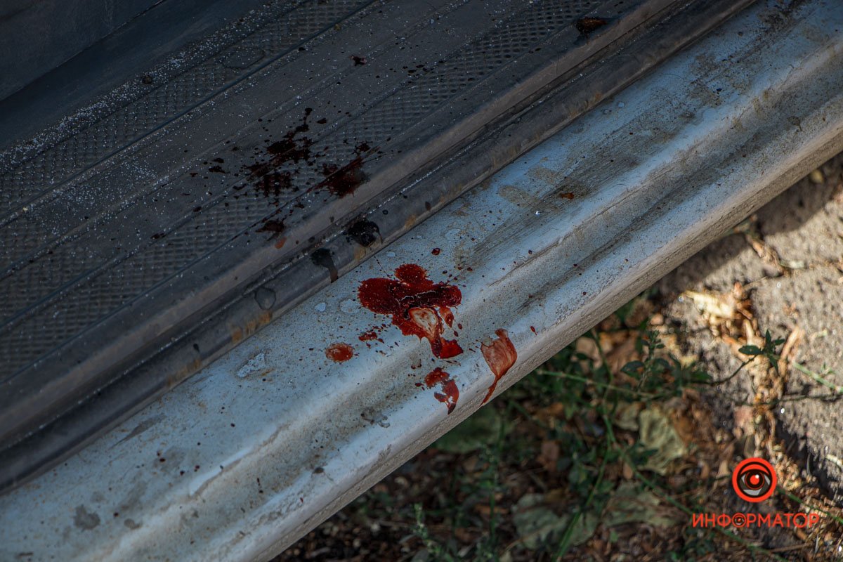 Водителя и пять пассажиров с места аварии забрала скорая