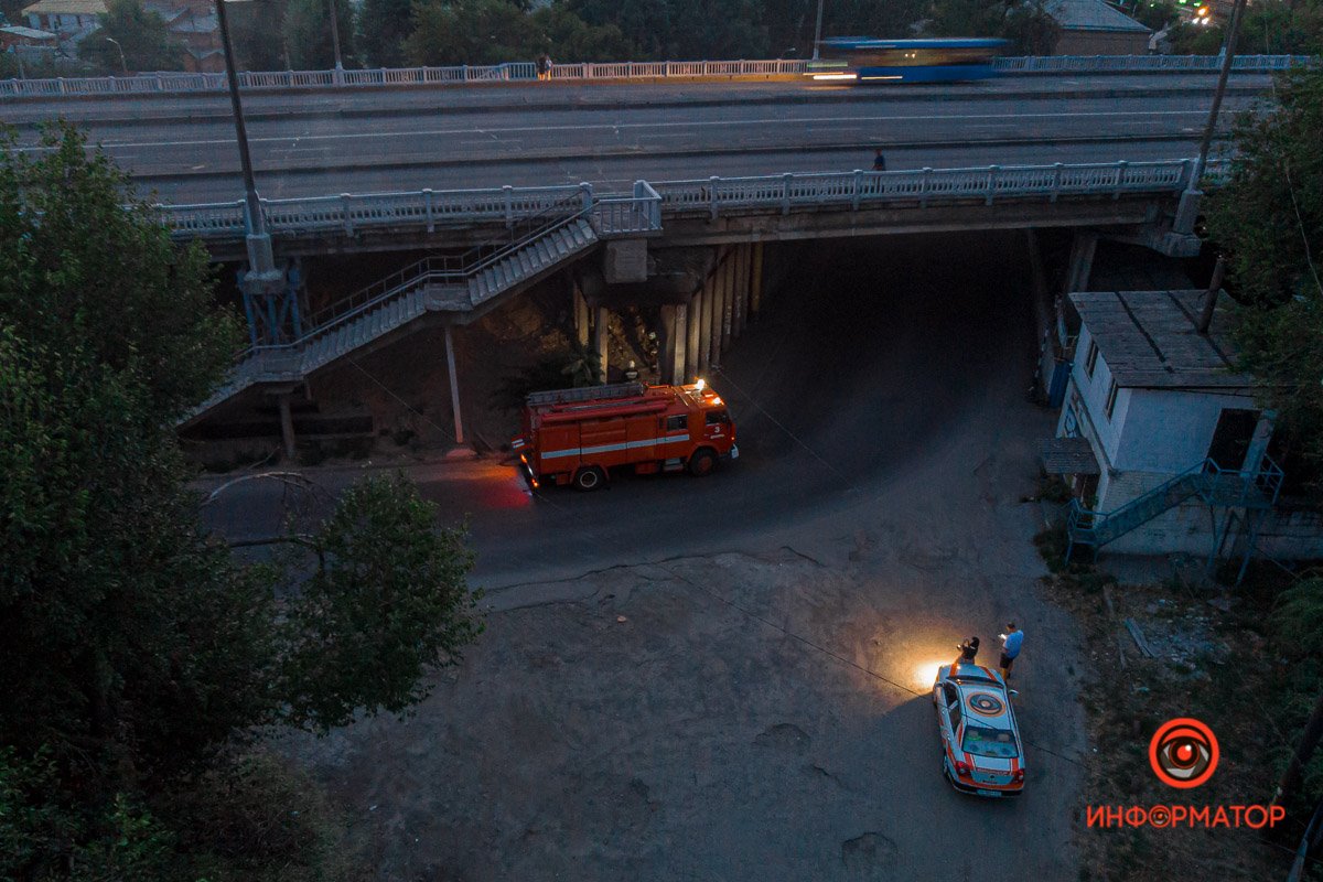 Горел мусор Горел мусор