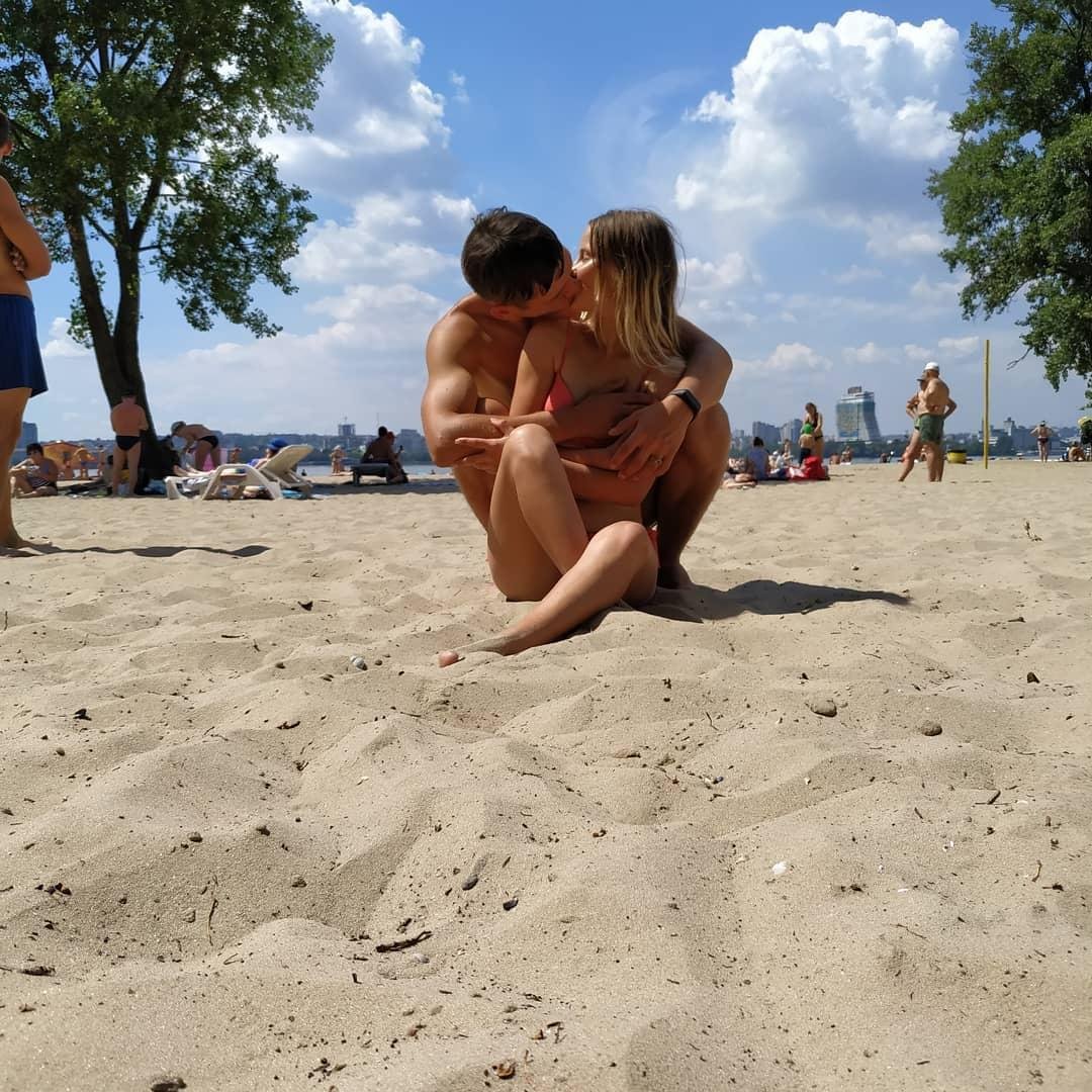 Лучшие пляжные фото девушек и парней Днепра в Instagram 1