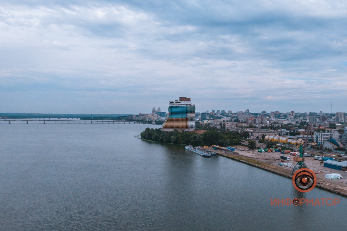 Синий доминирует Синий доминирует