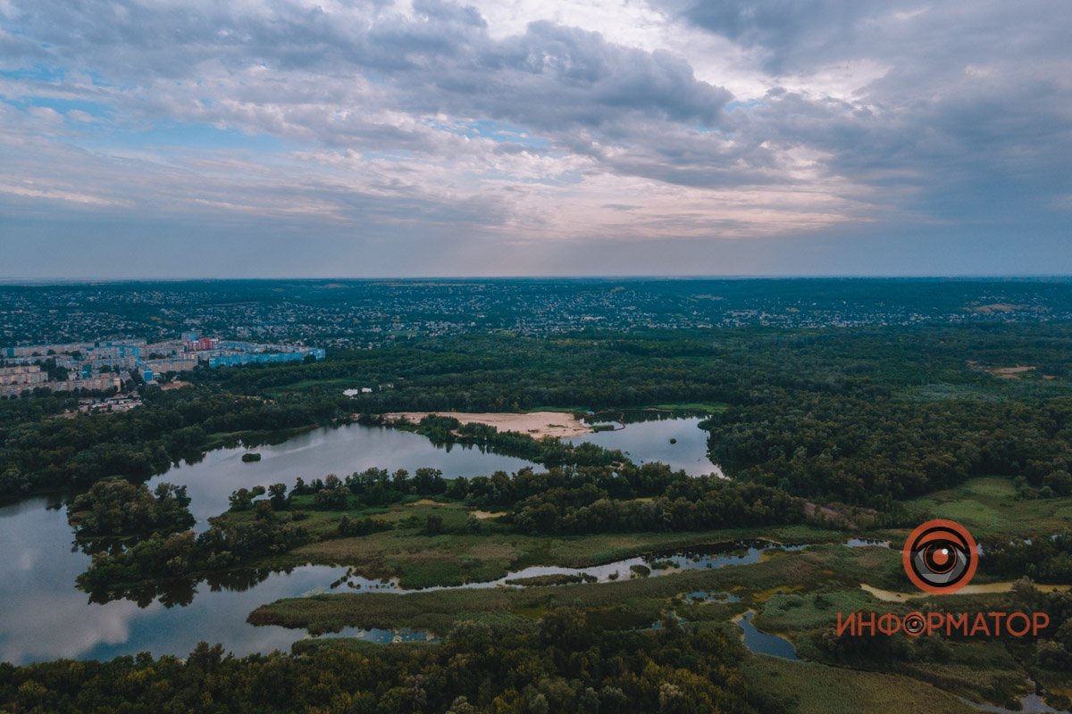 Город вдалеке Город вдалеке