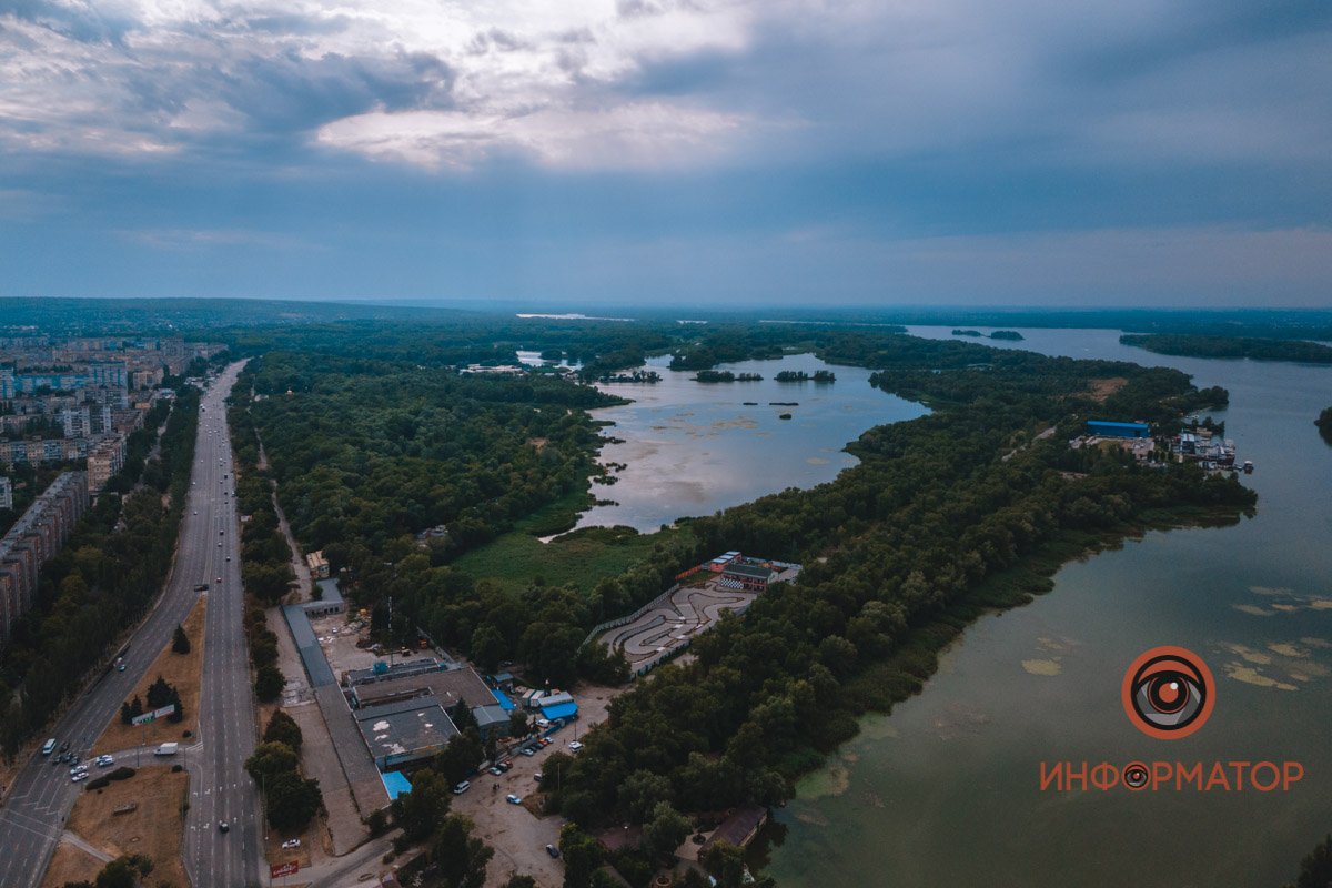 Темнее обычного Темнее обычного