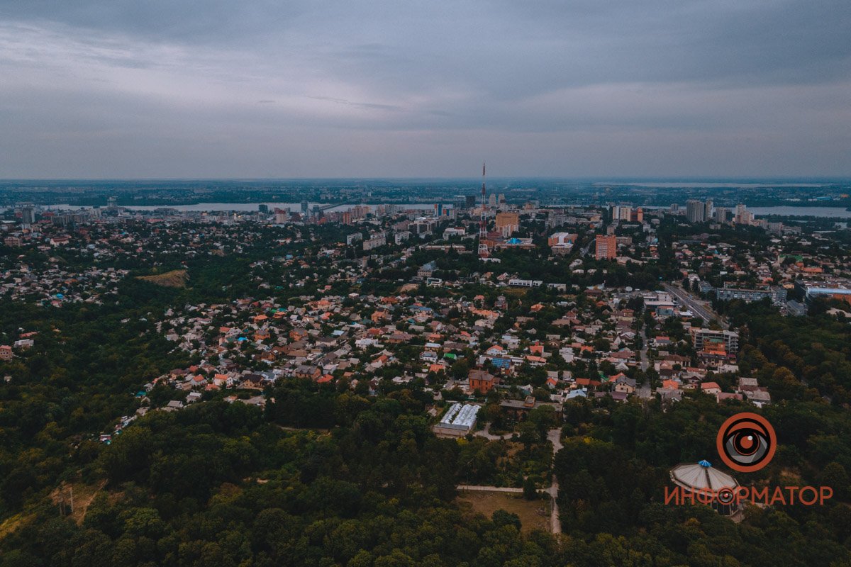 Между небо ми землей Между небо ми землей