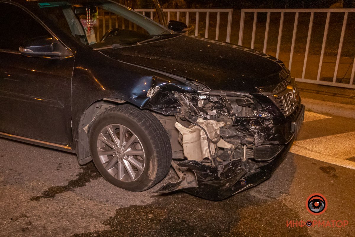 Toyota ехала по Калиновой