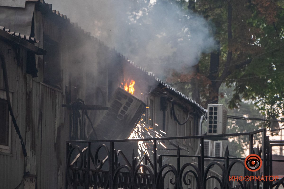 Причиной пожара могло стать короткое замыкание