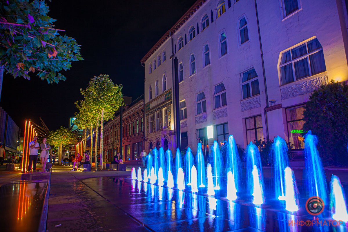 Сначала фонтаны маленькие и аккуратные Сначала фонтаны маленькие и аккуратные