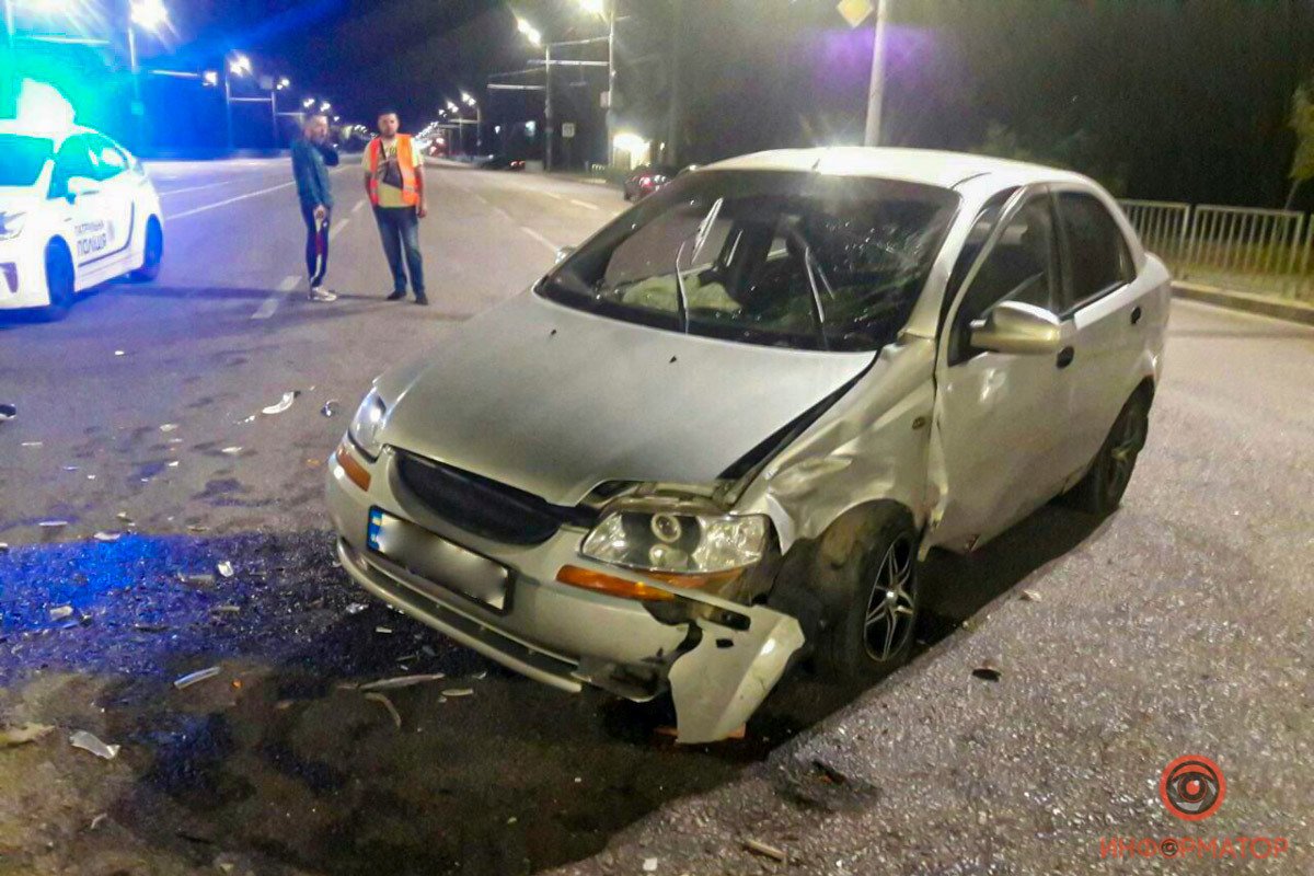 Повреждения получили Mercedes, Chevrolet и Volkswagen