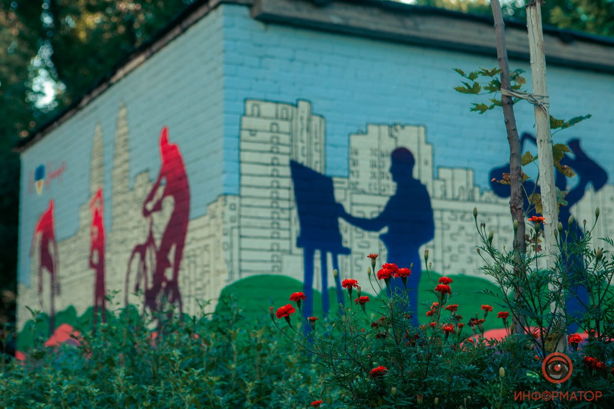 Теперь украшение двора - не только цветы на клумбах Теперь украшение двора - не только цветы на клумбах