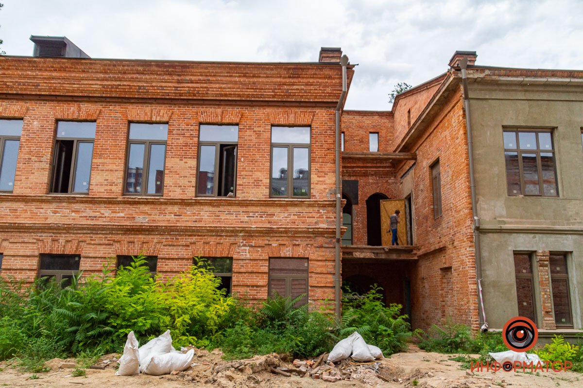 В Днепре продолжают реконструкцию Центра современной культуры: что там будет 16