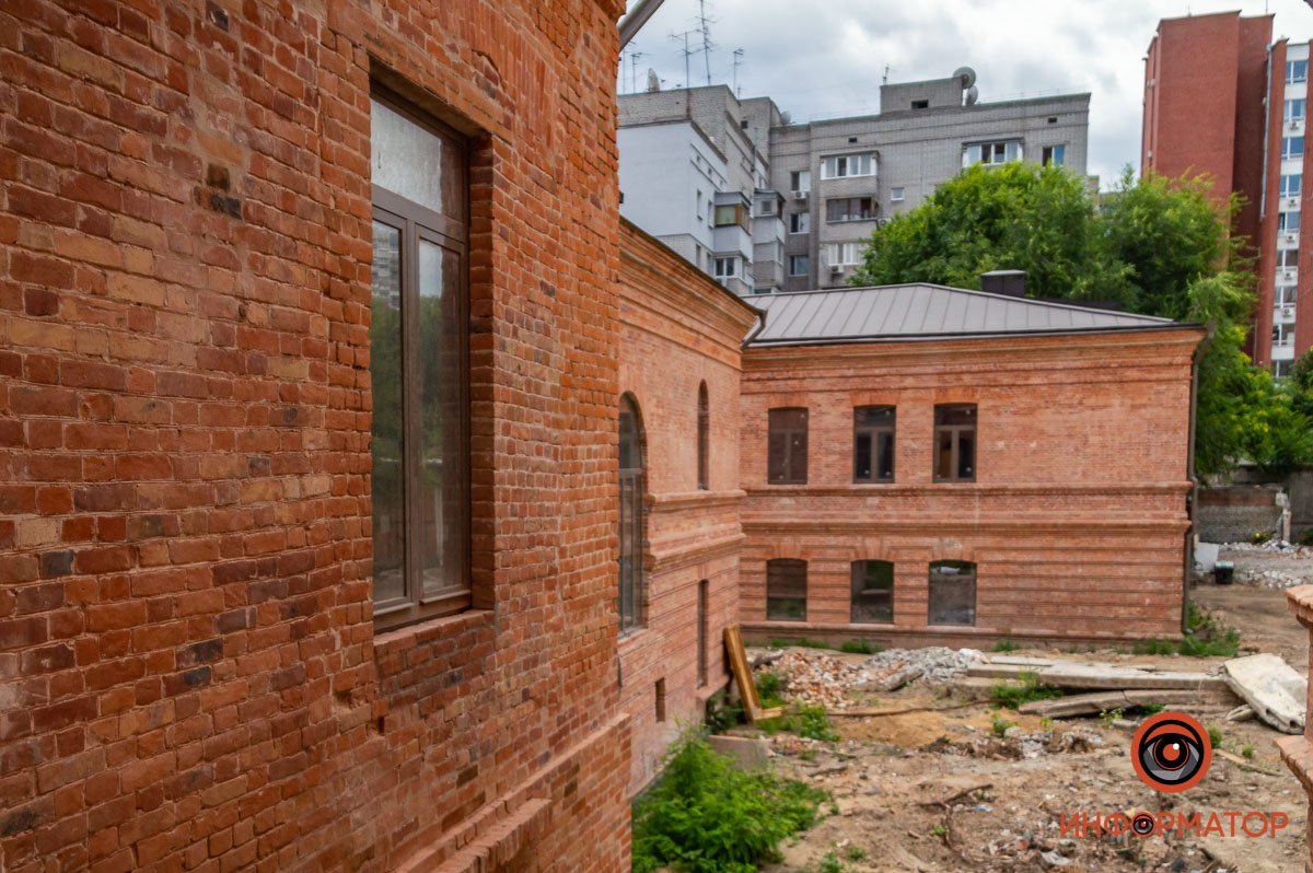 В Днепре продолжают реконструкцию Центра современной культуры: что там будет 17