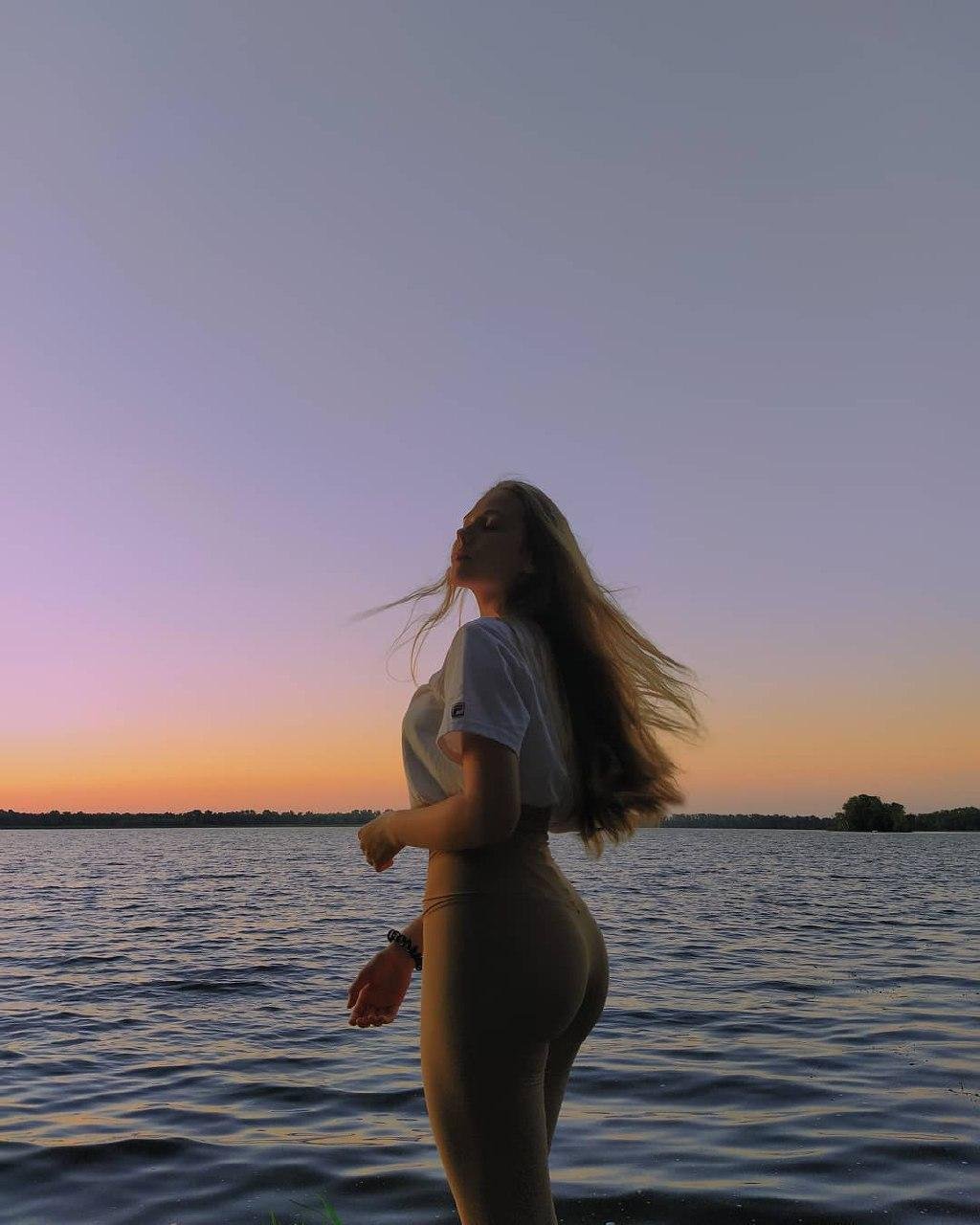 Лучшие пляжные фото девушек и парней Днепра в Instagram 4