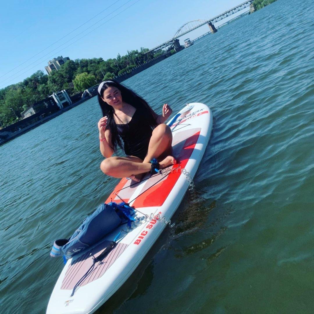 Лучшие пляжные фото девушек и парней Днепра в Instagram 13