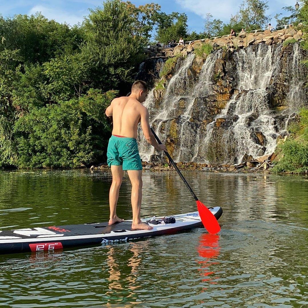 Лучшие пляжные фото девушек и парней Днепра в Instagram 17