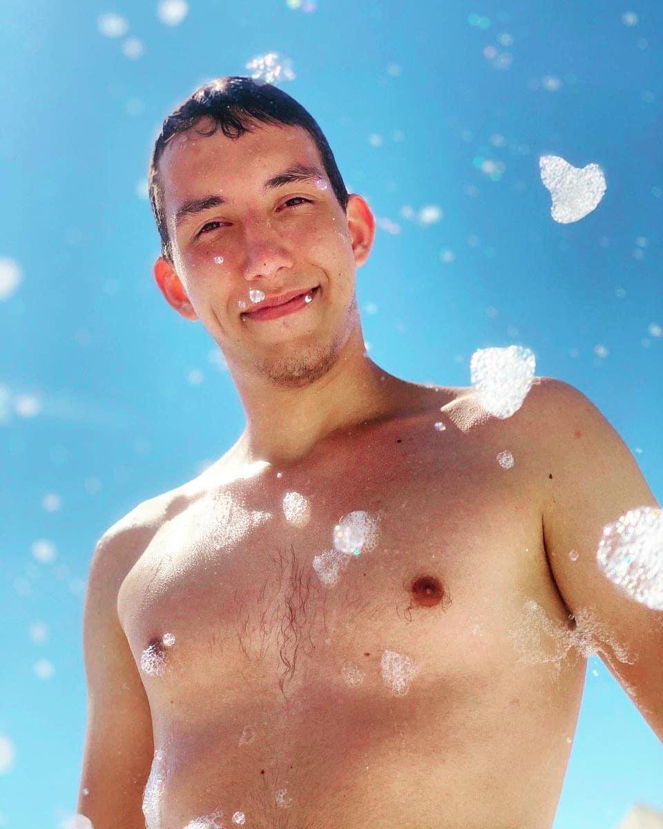 Лучшие пляжные фото девушек и парней Днепра в Instagram 24