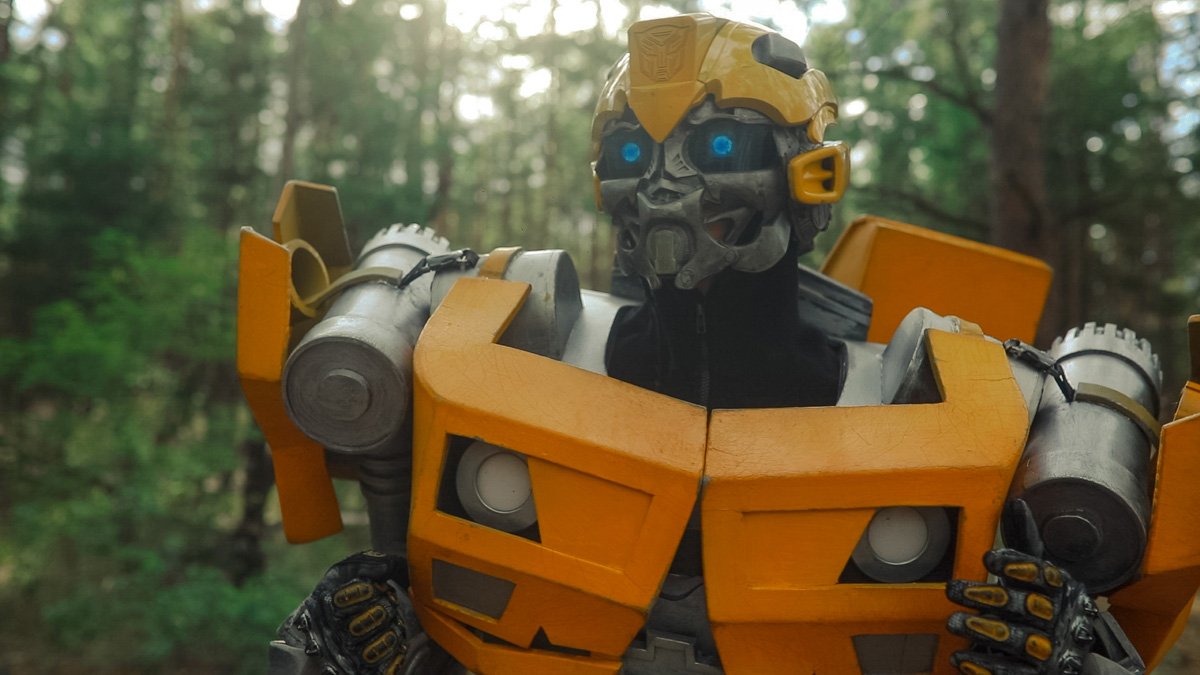 В Днепр из Кибертрона приехал Бамблби 9