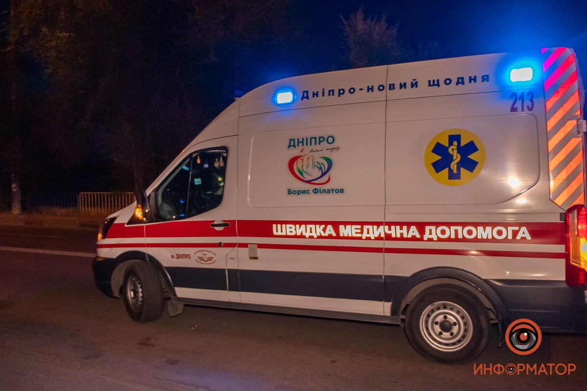 На место оперативно прибыли правоохранители и медики На место оперативно прибыли правоохранители и медики