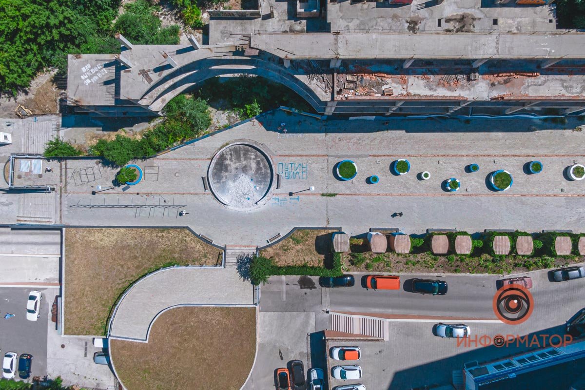 В Днепре на бульваре Кучеревского проведут реконструкцию и снесут заброшки: что там появится 16