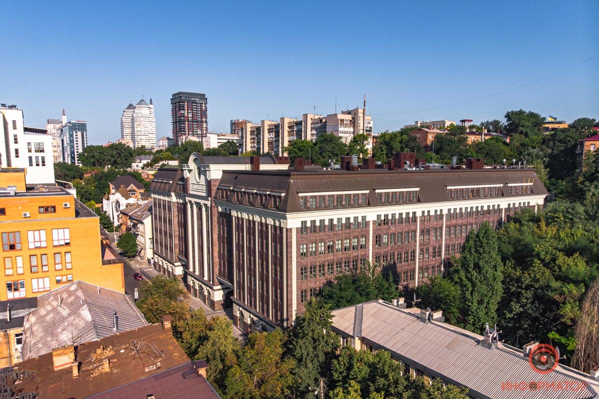 Не нарушая дизайн-код