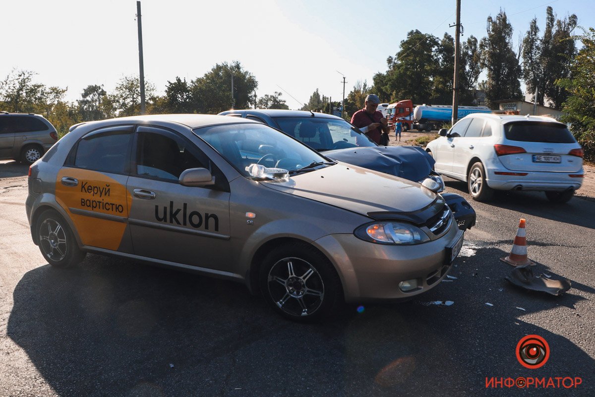 Dacia ехала по Днепросталевской