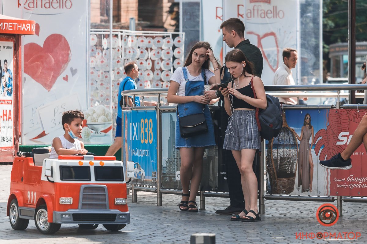 Днепр в лицах: как жители города проводят жаркие выходные 11