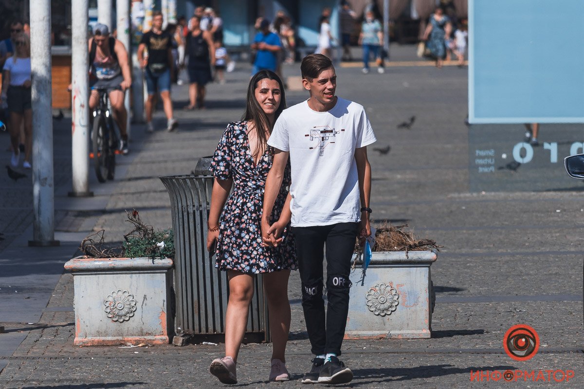 Днепр в лицах: как жители города проводят жаркие выходные 25